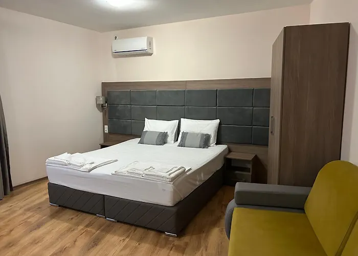 судио диксан * Pomorie